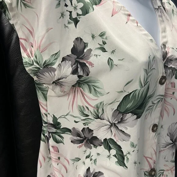 Sienna Sky Vintage La Cabana tropical flower Hawaiian style blouse - Picture 3 of 4